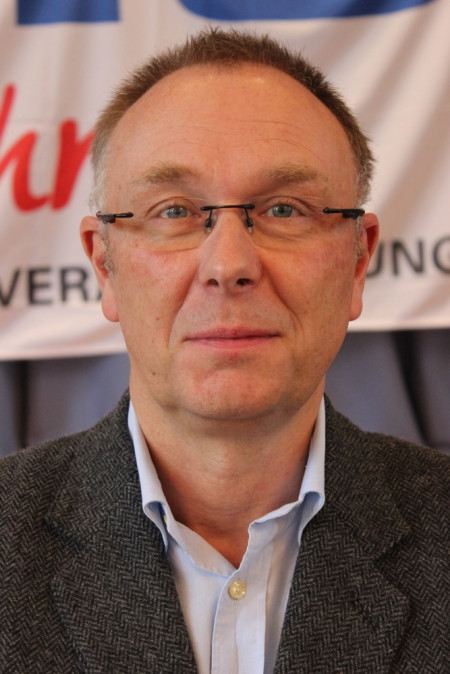 Bezirksarzt: Dr. med. Karsten Droese E.C.