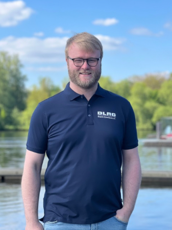 Beisitzer: Daniel Neseeker