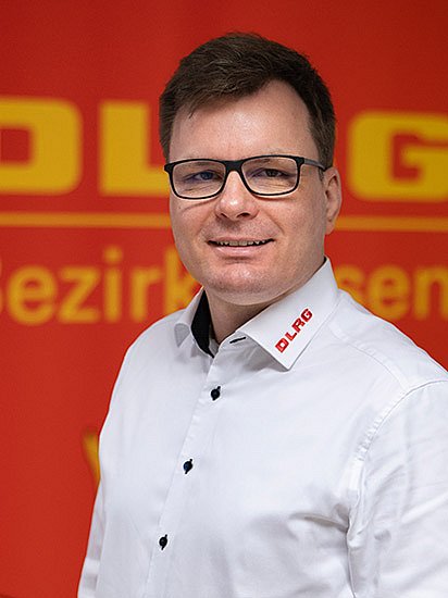 Schatzmeister: Dr. Andreas Wagener