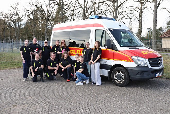 Gruppenfoto Neuköllner Neon Nixen/Neptuns 2025