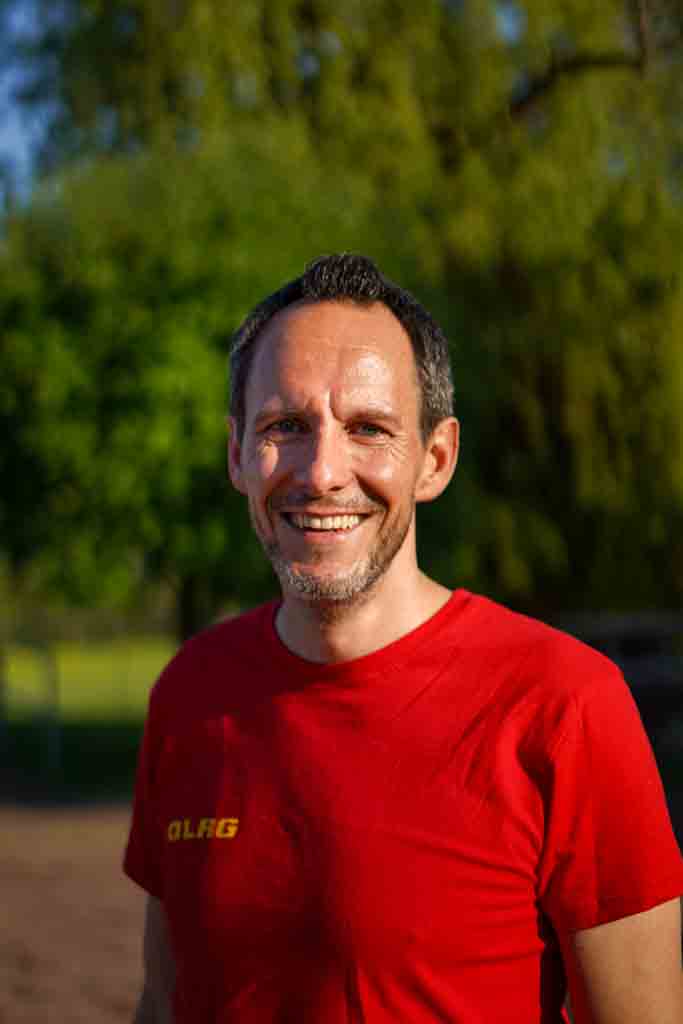 Trainer Steve Larsen